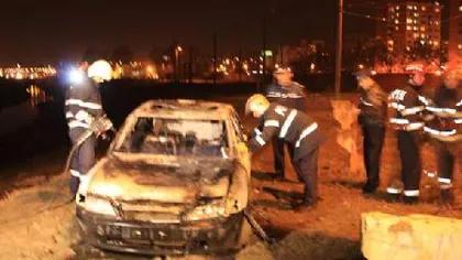 Maşina unui procuror DIICOT, incendiată la Botoşani VIDEO