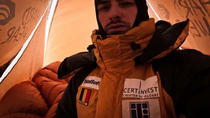 Alex Găvan a ratat escaladarea vârfului Lhotse din cauza unei infecţii pulmonare GALERIE FOTO