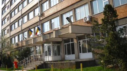 O fostă angajată a Spitalului de Urgenţă Buzău, trimisă în judecată pentru trafic de influenţă