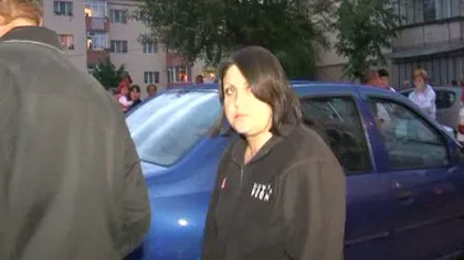 CAZ FĂRĂ PRECEDENT. Învăţătoarea criminală şi-a omorât mama cu peste 170 de lovituri de cuţit VIDEO
