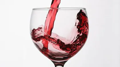Sticle de vin, valorând 136.000 de euro fiecare, scoase la vânzare în Australia