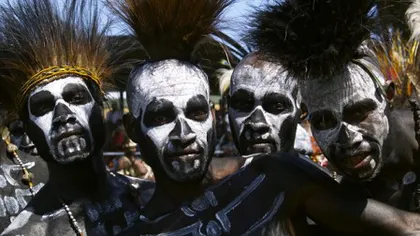 INCREDIBIL! 29 de canibali au fost arestaţi în Papua Noua Guinee VIDEO