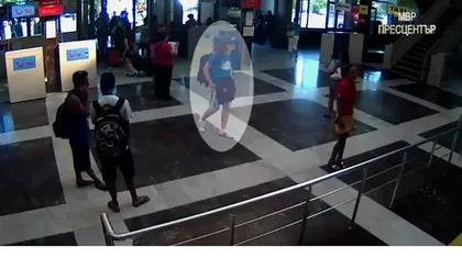 Atacatorul din Burgas, filmat în aeroport: bărbat de rasă caucaziană, cu părul lung VIDEO
