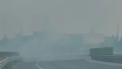 Fumul îngreunează circulaţia pe autostrada Bucureşti-Piteşti