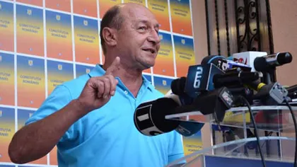 Traian Băsescu: Flacăra democraţiei a rămas aprinsă. Românii au respins lovitura de stat VIDEO