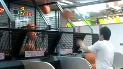 Baschet la foc automat. Un chinez înscrie patru coşuri pe secundă VIDEO