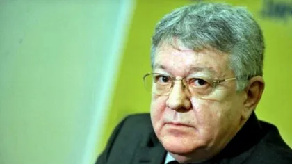 Dobriţoiu: Fac apel la preşedintele suspendat să nu implice Armata în campania electorală