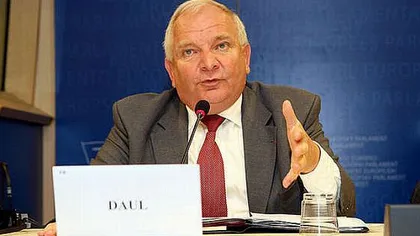 Daul (PPE): Băsescu va fi foarte mulţumit dacă mişcarea de centru-dreapta va câştiga alegerile VIDEO