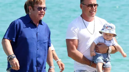 Elton John şi David Furnish aşteaptă cel de-al doilea copil, de la o mamă surogat