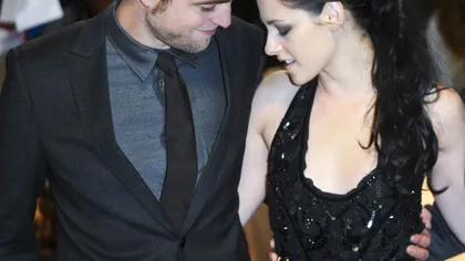 Kristen Stewart îi cere public scuze lui Robert Pattinson, după ce l-a înşelat