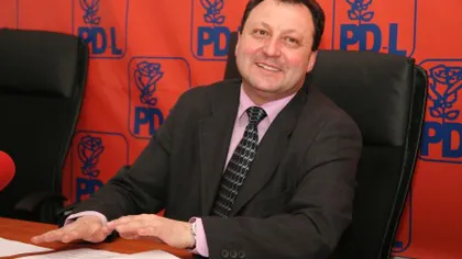 Deputatul Dumitru Pardău a plecat din PDL şi s-a reîntors în PNL