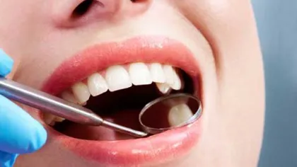 S-a inventat pasta de dinţi care REPARĂ cariile