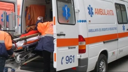 Un mort şi doi răniţi, într-un accident rutier produs la Mioveni
