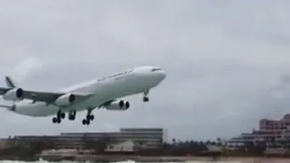 Aterizare cu peripeţii a unui avion al companiei Air France din cauza furtunii VIDEO