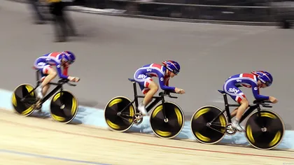 Aur olimpic şi record mondial pentru Marea Britanie în proba de urmărire la ciclism pe velodrom