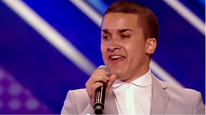 FASCINANT. Un concurent X Factor a reuşit să ridice juriul în picioare, în ropote de aplauze VIDEO