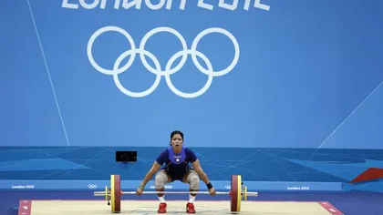 Ruşine olimpică! Uite ce a păţit o halterofilă la JO de la Londra VIDEO