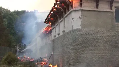 Un scurtcircuit, cauza incendiului de la Olăneşti