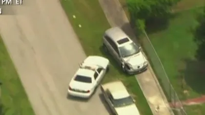 Cursă nebună în Miami: Un şofer, oprit de poliţie cu focuri de armă VIDEO