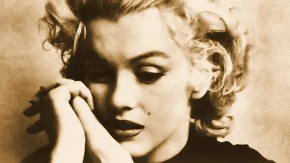 PLAJA CA ÎN FILME: Pe nisip, în stilul Marilyn
