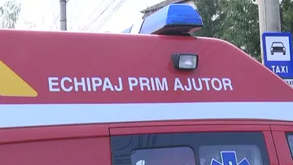 Accident în Vrancea: Un autocar a intrat într-un TIR. Două persoane au fost rănite