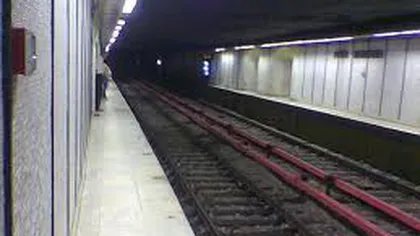 Staţia de metrou de la Piaţa Romană rămâne cu o singură ieşire, cea dinspre ASE