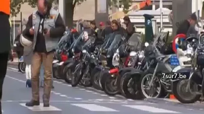 Proteste pe două roţi la Bruxelles, faţă de legea reviziei tehnice a motocicletelor şi scuterelor