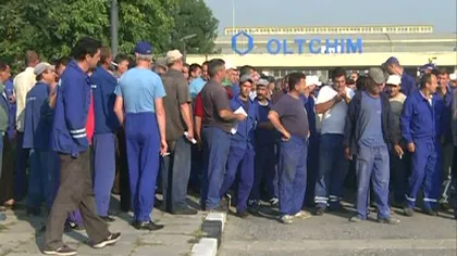 Noi proteste la Oltchim: Muncitorii au decis înfiinţarea unui nou sindicat VIDEO