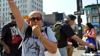 Manifestaţie cu fluiere la New York, pentru a denunţa abuzurile poliţiei