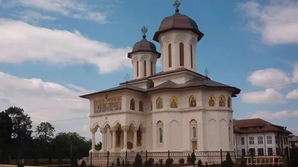 ANAT acuză Biserica Ortodoxă că încurajează pelerinajele ilegale