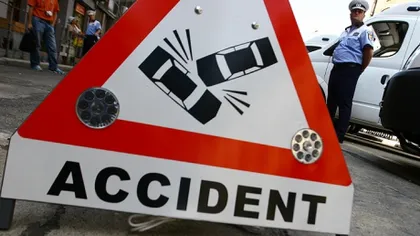 Accident în Cluj: O persoană a murit după ce un autoturism a intrat într-un TIR