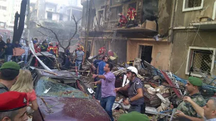 Panică pe străzile din Beirut. Opt morţi şi 86 de răniţi într-un atentat VIDEO