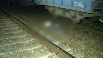 Poliţiştii fac un experiment judiciar în cazul elevei care a murit după ce a căzut din tren