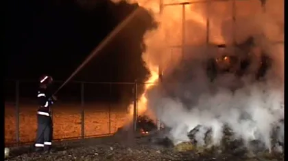 Incendiu puternic la o gospodărie în Gorj VIDEO