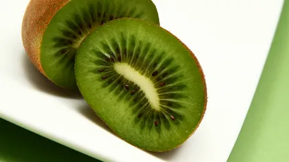 Ce boli grave previne consumul de kiwi