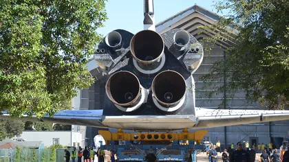 Naveta spaţială Endeavour, de la NASA, expusă la muzeul de ştiinţă din Los Angeles