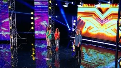 Doi concurenţi s-au prăbuşit pe scenă la X Factor