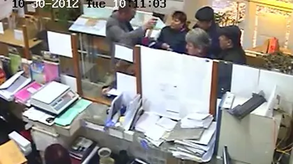 PRIMELE IMAGINI cu ATACUL de la oficiul poştal din Capitală VIDEO