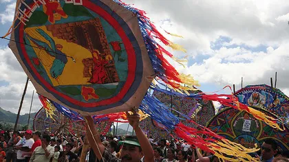 Sfârşitul unui ciclu Maya, celebrat în America Centrală: Jocuri mayaşe, excursii şi ceremonii