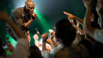 Seal acuză organizatorii concertului: Riscam ca scena să se prăbuşească în timpul show-ului