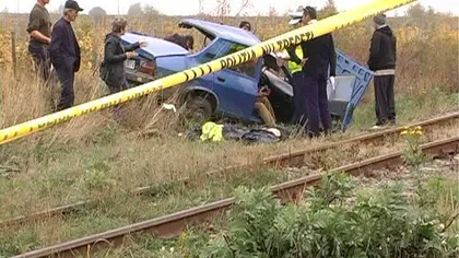 Accident în Vrancea: Doi bărbaţi, tată şi fiu, au murit după ce au fost loviţi de tren VIDEO