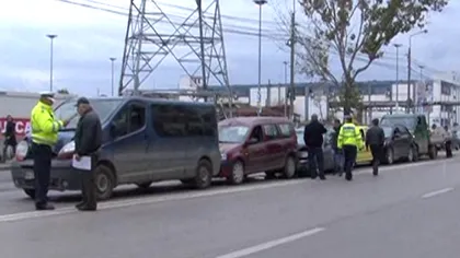 Carambol cu şapte maşini în Iaşi. Două persoane au fost rănite VIDEO