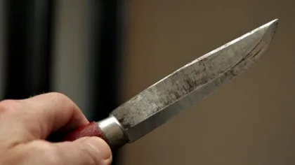Doi tineri din Capitală, la spital după o altercaţie cu cuţite