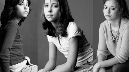Fiica lui Andrei Gheorghe, fotografiată pe acelaşi scaun, timp de 10 ani