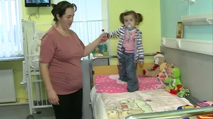 Povestea incredibilă a unei mame care a cerut cetăţenie română pentru a-şi opera copilul VIDEO