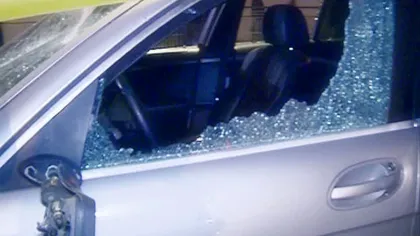 SCANDAL în Capitală: Un bărbat, împuşcat în piept după ce mai mulţi indivizi au tras în maşina sa