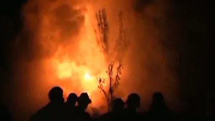 Zeci de tone de furaje, mistuite de flăcări, într-o gospodărie din Buzău VIDEO