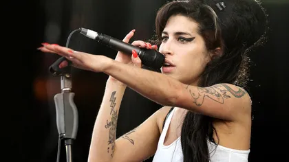 Se redeschide ancheta în cazul morţii cântăreţei Amy Winehouse. Află care este motivul VIDEO