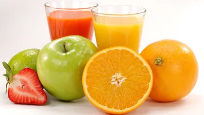 Sucul de fructe NU te ajută să pierzi kilogramele în plus