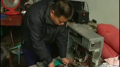 Un orb din China a învăţat să repare computere doar ascultând zgomotul făcut de acestea VIDEO